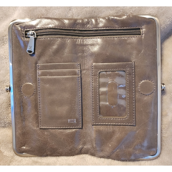 HOBO International Lauren Leather Double Frame Clutch in Taupe - Picture 3 of 9